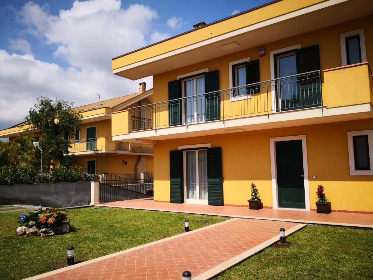 Scm House Hotel Mascali Buitenkant foto